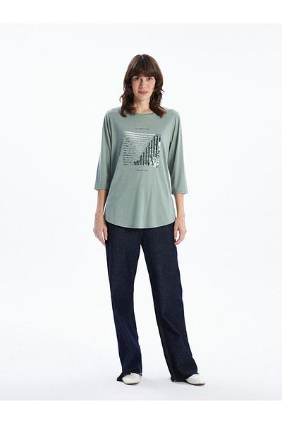 LC Waikiki Γυναικεία μπλούζα LCWAIKIKI Classic Crew Neck Κεντημένη