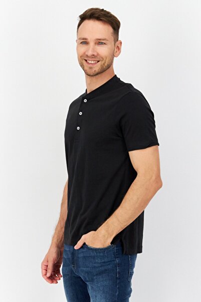 Vince Camuto Men Round Neck Short Sleeves Plain Henley Shirt, Black