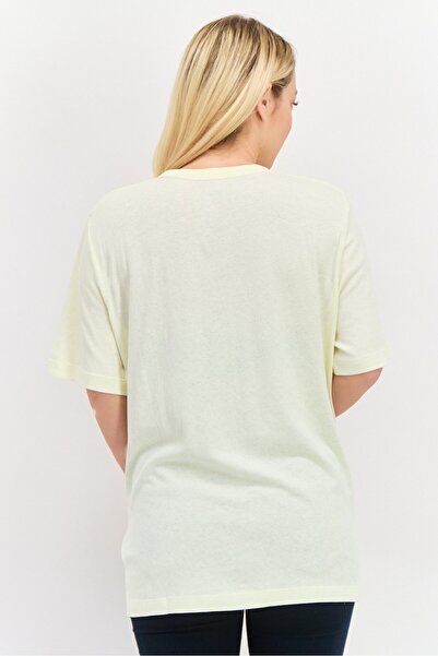 WRANGLER Women Crew Neck Short Sleeves Graphic Print T-Shirt, Light Yellow