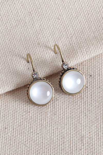 Süspüs Accessories Translucent White Stone Round Authentic Earrings