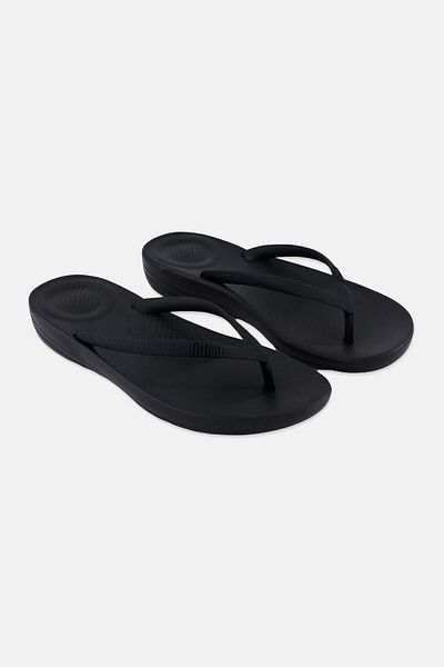 Fitflop شبشب نسائي من Iqushion سهل الارتداء، أسود