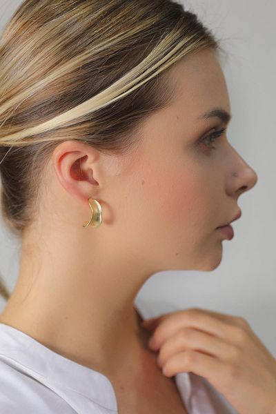 Modex Matte Curved Gold Earrings