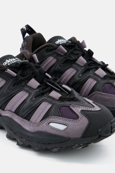 adidas Men Hyperturf Lace Up Running Sport Shoe, Black