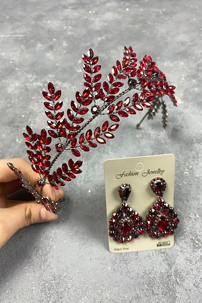 Hayalperest boncuk Accesoriu de păr de mireasă cu ramuri de frunze de Dilana burgundy și cercei de seară