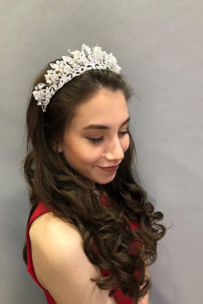 Limelia تاج العروس موديل جابا باللون الفضي مزين باللؤلؤ