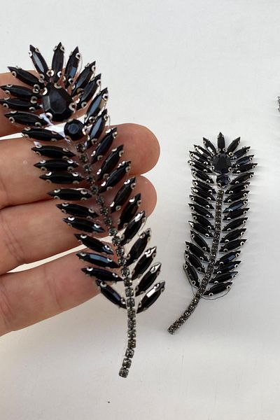 Hayalperest boncuk Black Leaf Patterned Iron Sconce with Shiny Stone Detail
