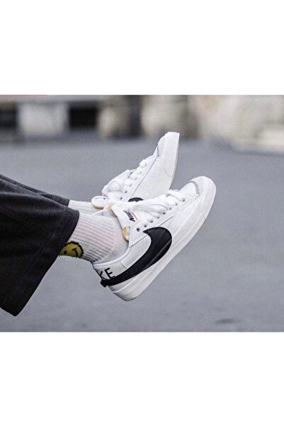Nike Ayakkabı Günlük W Blazer Low '77 Jumbo