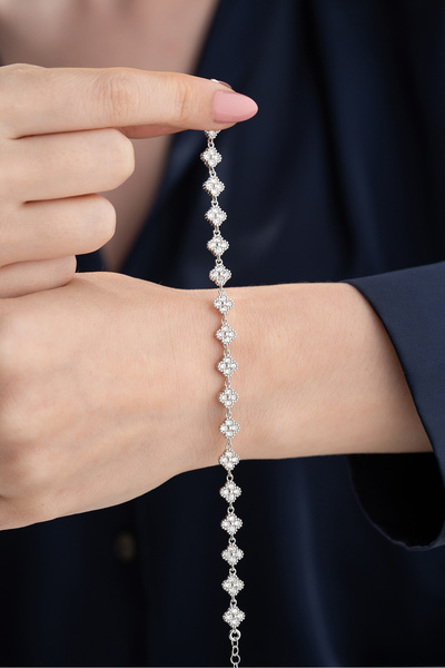 Silvano Jewelry 925 Ayar Gümüş Zirkon Taşlı Yonca Bileklik