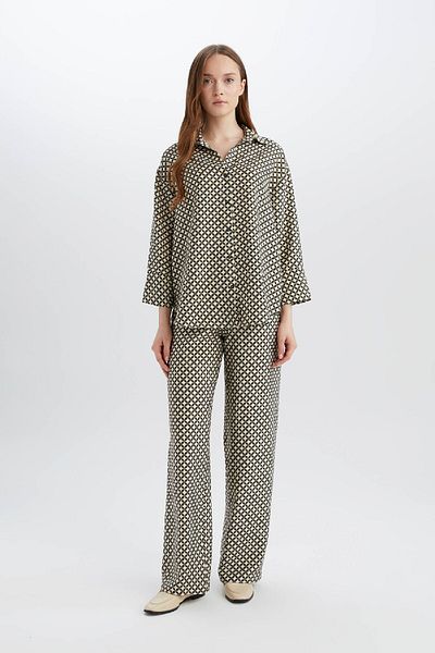 DeFacto Langarmshirt mit normaler Passform und Muster C3818AX25SP