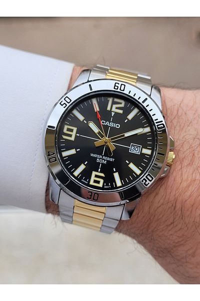 Casio ساعة يد رجالية باللون الذهبي والفضي