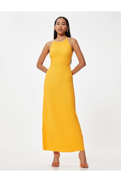 Koton Langes Bleistiftkleid mit Neckholder und strukturiertem Rückendetail