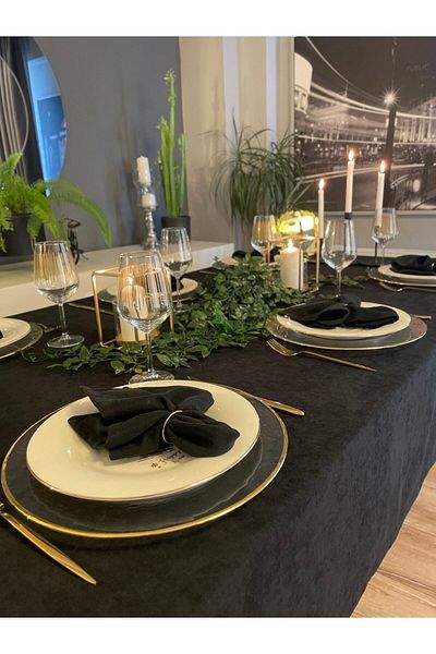Decamor home Velvet Textured Carefree Black Tablecloth