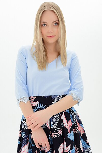 Cotton Mood 9109314 V-Neck Back Tulle Lace-Up Sleeveless Guipure Blouse Blue