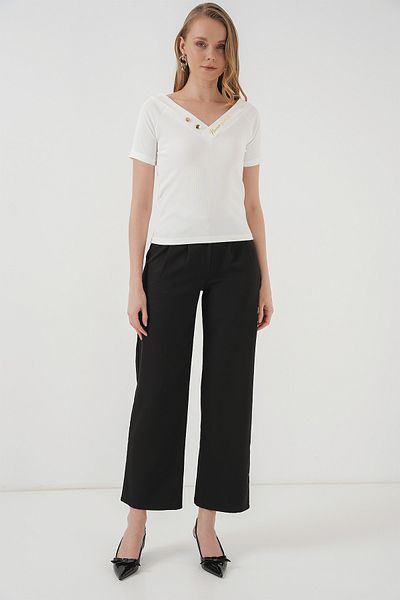 Bigdart 928 Short Sleeve V-Neck Blouse - White