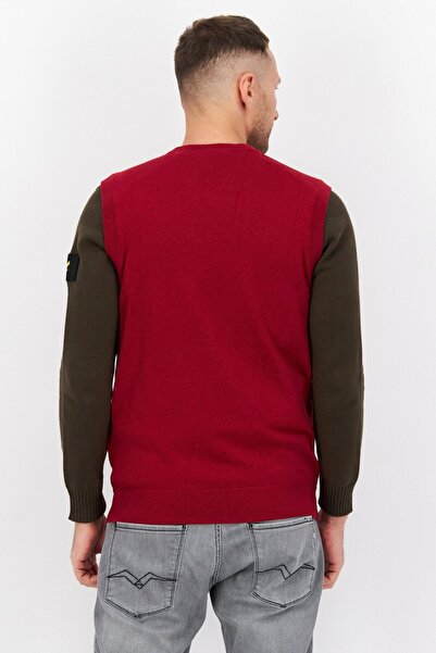 Lyle & Scott Men Crew Neck Brand Logo Sweater Vest, Red