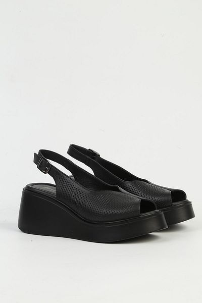 Pierre Cardin Черни дамски обувки на танкетка PC-54587