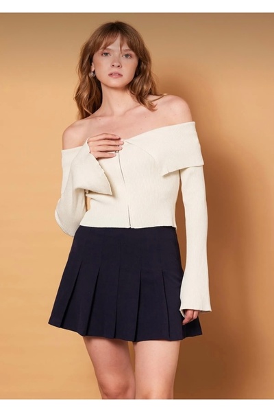 Nisan Tricotaj cu fermoar și guler tip Madonna