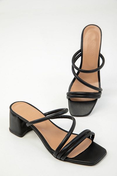 SOHO Women's Black Classic Heeled Shoes 17910