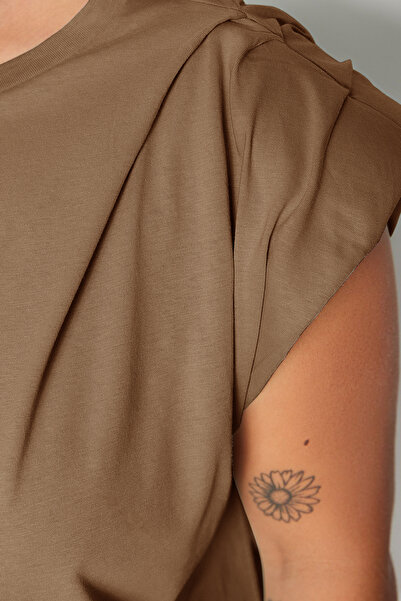 Trendyol Curve Halenka Crew Neck Camel Plus Size 100% bavlna - TBBSS23AF00053