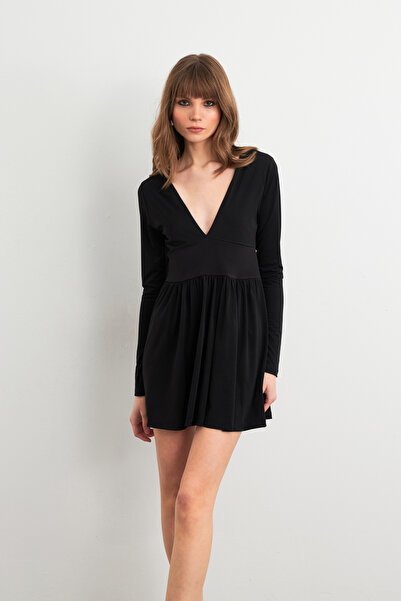 Cool & Sexy Kadın Siyah V Yaka Mini Elbise LİK17