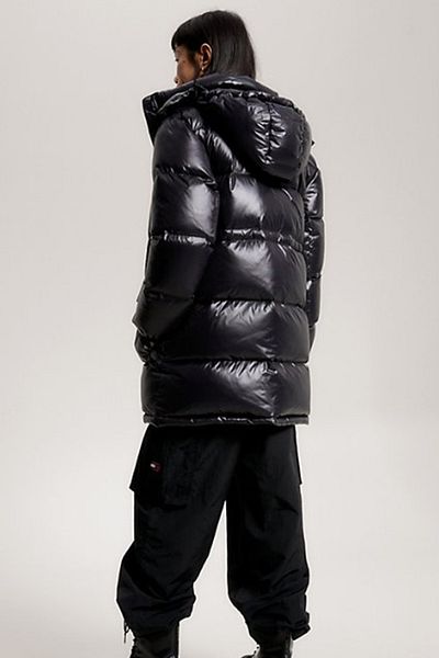 Tommy Jeans Černý dámský kabát DW0DW16573BDS