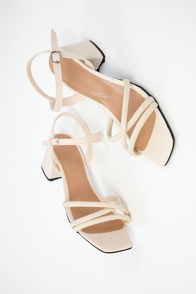 SOHO Beige klassische Damenschuhe mit Absatz 18831