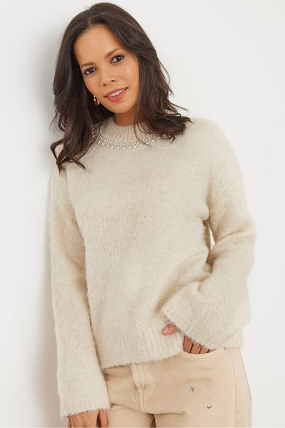 Olalook Women's Ecru Necklace Detailed Soft Textured Raster Pullover Kzk- 19000958