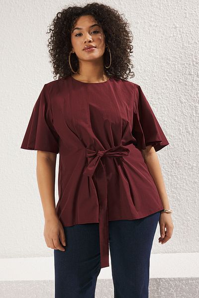 Trendyol Curve Burgunderrote gewebte Bluse mit Bindedetail TBBSS22BZ1316
