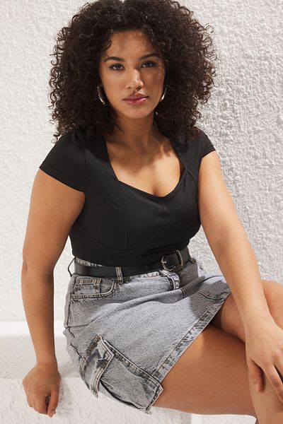 Trendyol Curve Μαύρη πλεκτή μπλούζα Plus Size TBBSS25AF00003