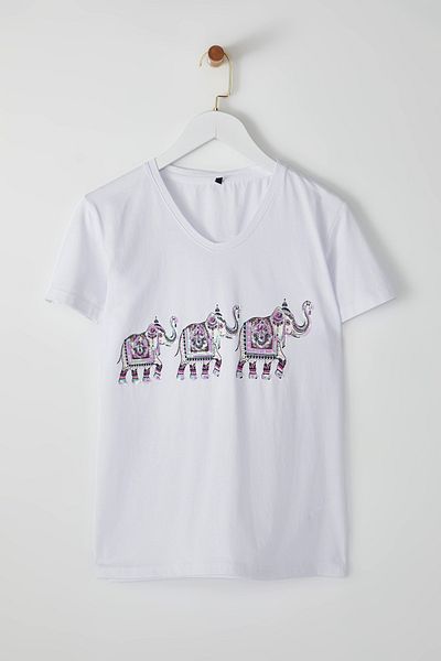 Edit by Trendyol White 100% Cotton Sequins Regular Knitted T-Shirt Tedss25Ts00000
