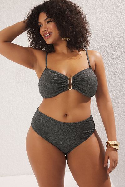 Trendyol Curve Schwarze, glitzernde, glitzernde, übergroße Bikini-Unterseite mit hoher Taille TBBSS25CR00004
