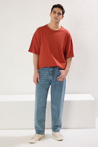 Trendyol Collection Kachel Regular/Normal Cut Kragen Detailliertes T-Shirt aus 100 % Baumwolle TMNSS25TS00008