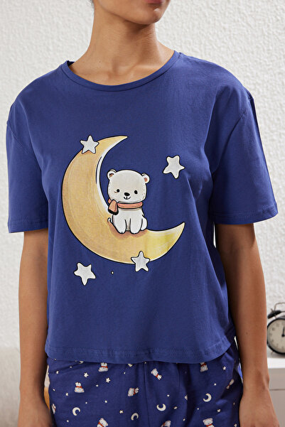 Trendyol Collection Sötétkék 100% pamut mackó és csillagmintás rövidnadrág kötött pizsama szett THMSS25PT00081