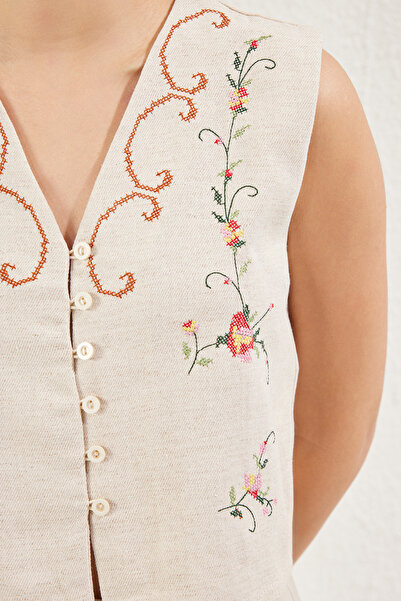 Trendyol Collection Beige Regular Embroidery Detailed Woven Vest Twoss25Ye00034