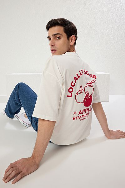 Trendyol Collection Φρούτα εμπριμέ εκρού υπερμεγέθη βαμβακερό μπλουζάκι - TMNSS25TS00030