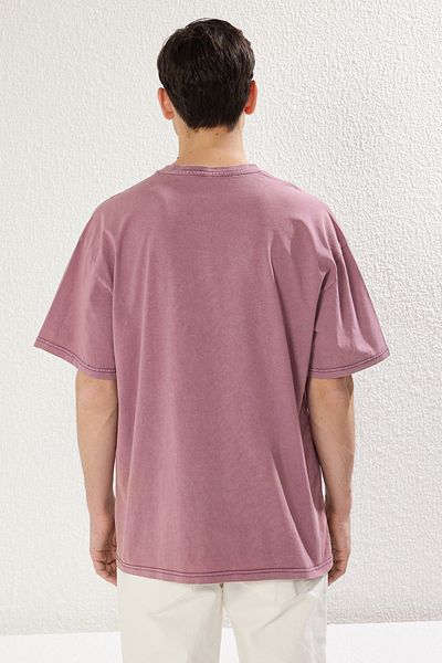 Trendyol Collection Lila Oversize/Wide Cut T-Shirt mit verblasstem Textdruck aus 100 % Baumwolle mit Schnallenstoff TMNSS23TS00174