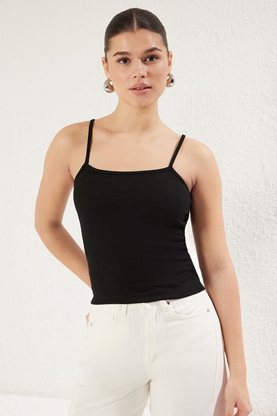 Trendyol Collection Schwarz-Schwarz/Weiß gestreift, 2er-Pack, angepasstes/körperbetontes, dehnbares Strick-Unterhemd TWOSS25AL00002