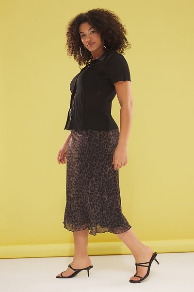 Trendyol Curve Φούστα από τούλι με λεοπάρ στάμπα Χακί σε γραμμή Α - TBBAW25AZ00006