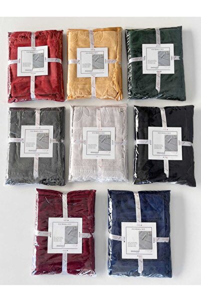 sarra Кірміт кольору 4-х частинний набір з ажурною каймою та темною коробкою