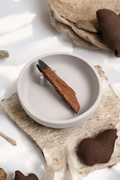 NocheLuz Palo Santo Yatağı, Palo Santo Tütsülük