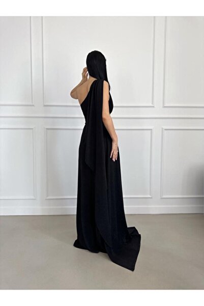 Secret Passion Lingerie ROCHIE DE SEARĂ DEȚIȚĂ DE UMĂR ȘI TAILOR DETAIL DE ȚE...