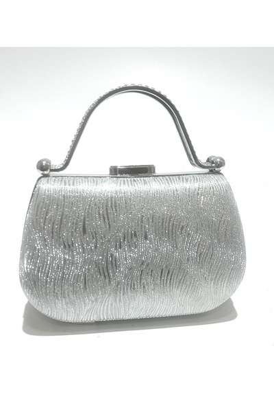 Butik Beyabags فضي اللون وحقيبة سهرة أنيقة