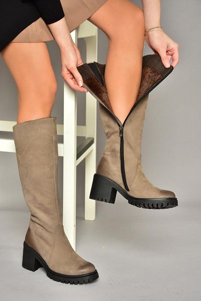 Fox Shoes Ρ 654047701   Γυναικείες μπότες με χοντρό τακούνι Mink από γνήσιο δέρμα Nubuck
