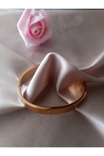 Pervin Ablacım Gold çelik kelepçe bilezik