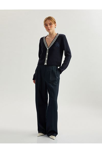 Koton Buttoned V-Neck Long Sleeve Women's Knitwear Cardigan