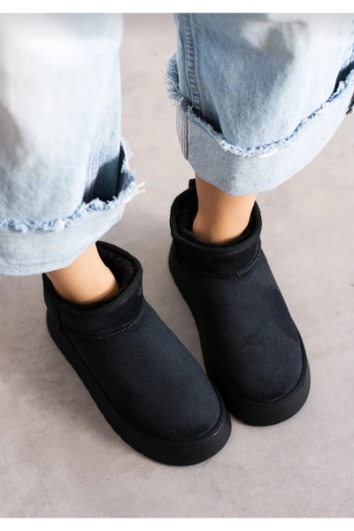 TAKUNYALAR Kadın Siyah Mini Süet İçi Kürklü Platform Taban Bilekte Kısa Kışlık Bot&Bottie