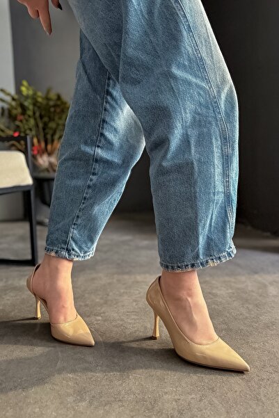 SHOEBELLAS Alte Bej Rugan Topuklu Kadın Ayakkabı