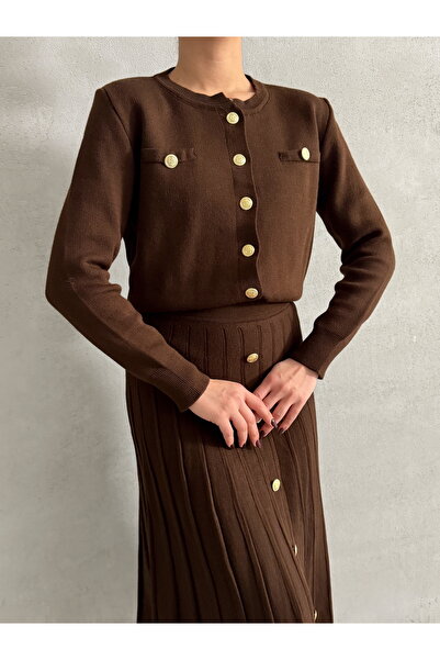 Lusin Keserűbarna női kötöttáru szett - gombos részlet kardigán és midi szoknya S/M