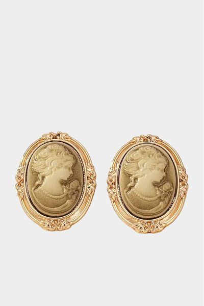 roseberry Beige Vintage Style Embossed Design Imported Cameo Earrings - R1167