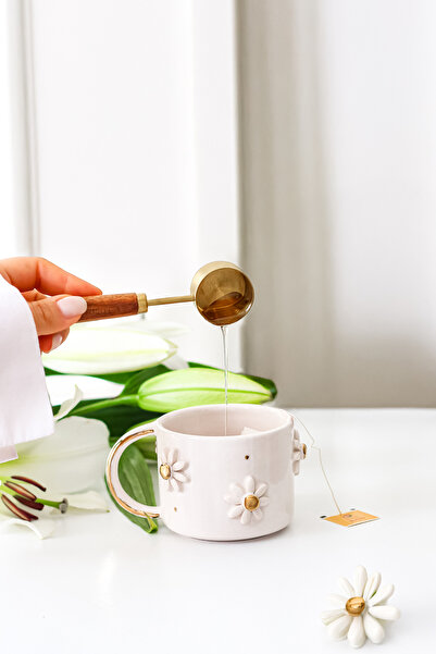 dalyaceramics 200 ml 24 K Gerçek Altın ile Dekorlanmış Papatya Figürlü Kupa